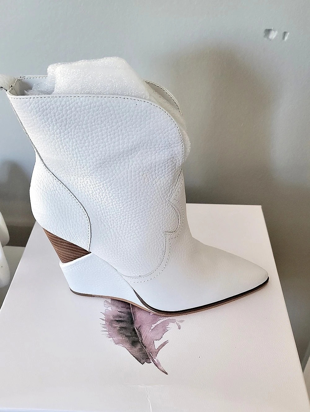 Jessica Simpson Jilrie Leather Wedge Boots in White US 7.5M NWT
